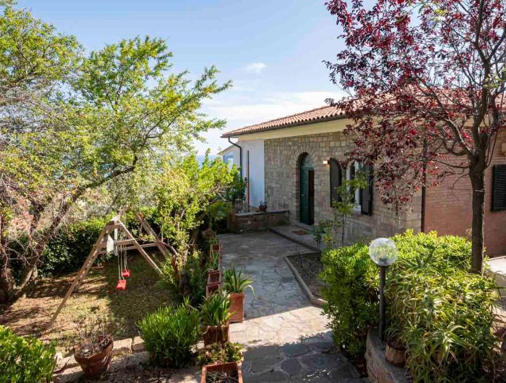 Villa con Giardino Vista Mare