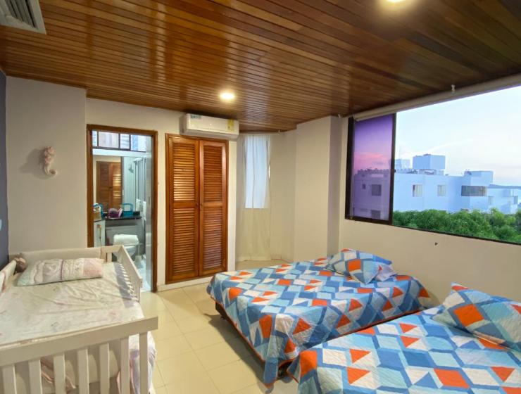 Habitación para 3 a una cuadra de la playa y bahía