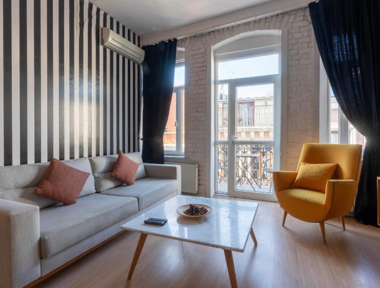 5 Apartment Galata