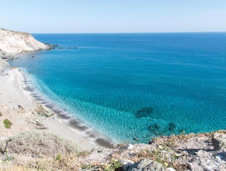 Thalassopetra in Agia Kyriaki