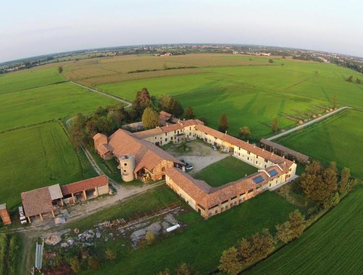 Agriturismo Cascina Mora