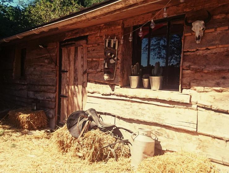 La Cabane Aux Loups