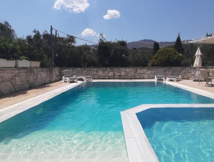 Villa Petrino - central flat location within Kassiopi. Sleeps 8