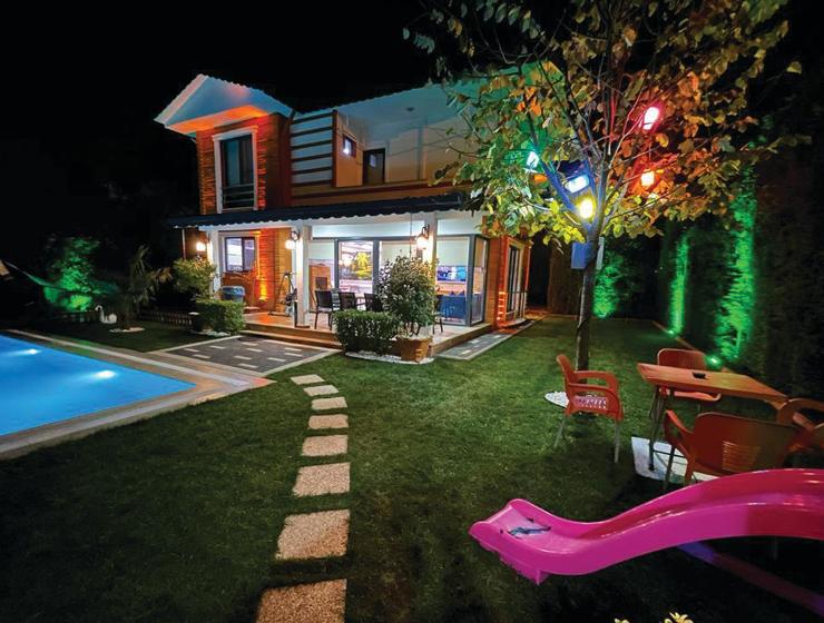 Liggo Garden Müstakil Muhafazakar Isıtmalı Havuzlu Villa