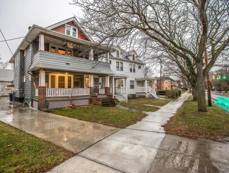 Gordon Square Historical District 2 BR.